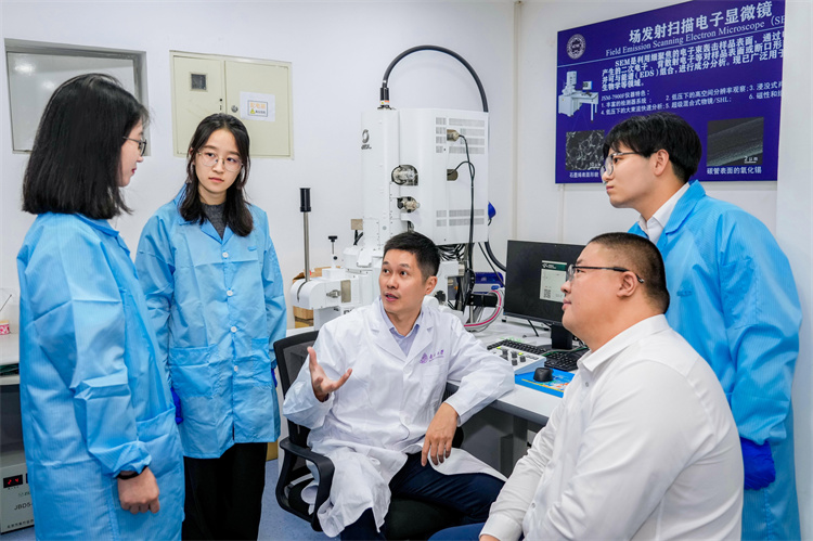 南开大学新能源团队最新科研成果Nature发表