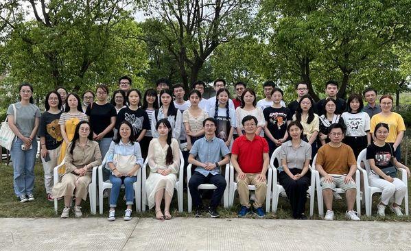 复旦大学采血就能预测数百种疾病！复旦成果登《细胞》开年封面