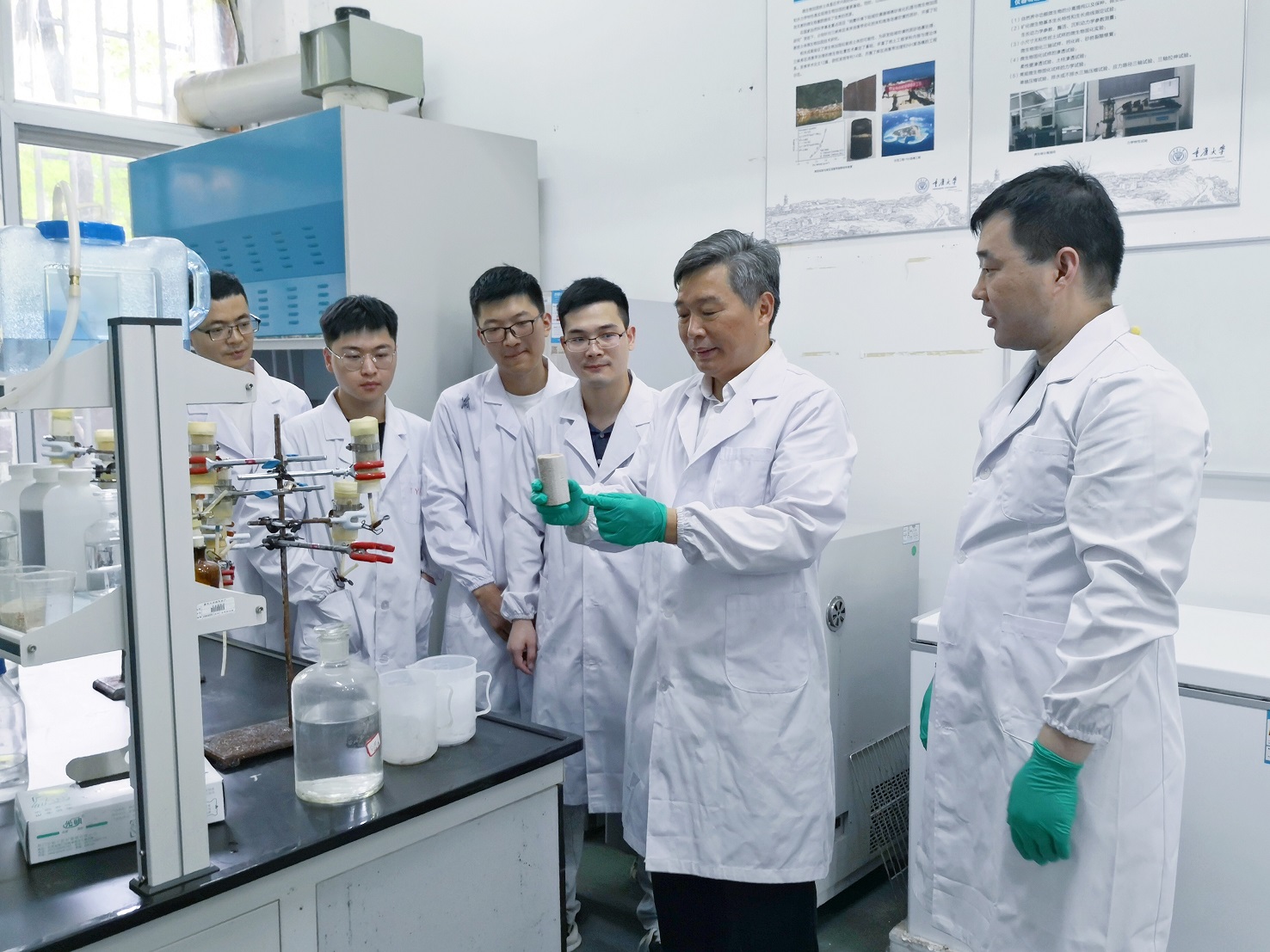 重庆大学重庆大学刘汉龙教授获重庆市科技突出贡献奖