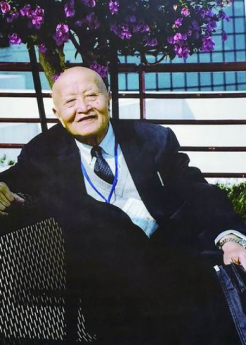 空心涡轮叶片，是你送给祖国的翅膀