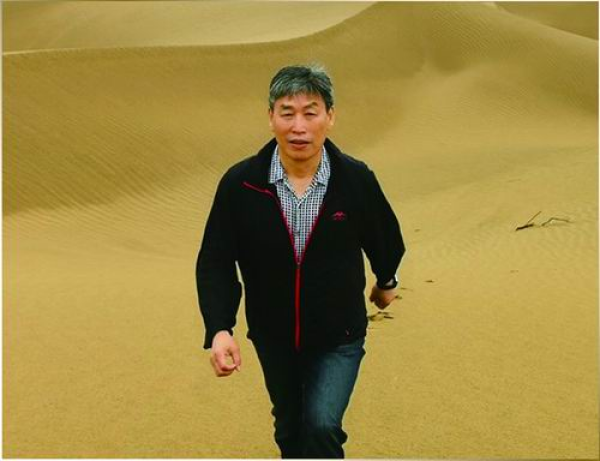 雷加强：给沙漠“把脉问诊”