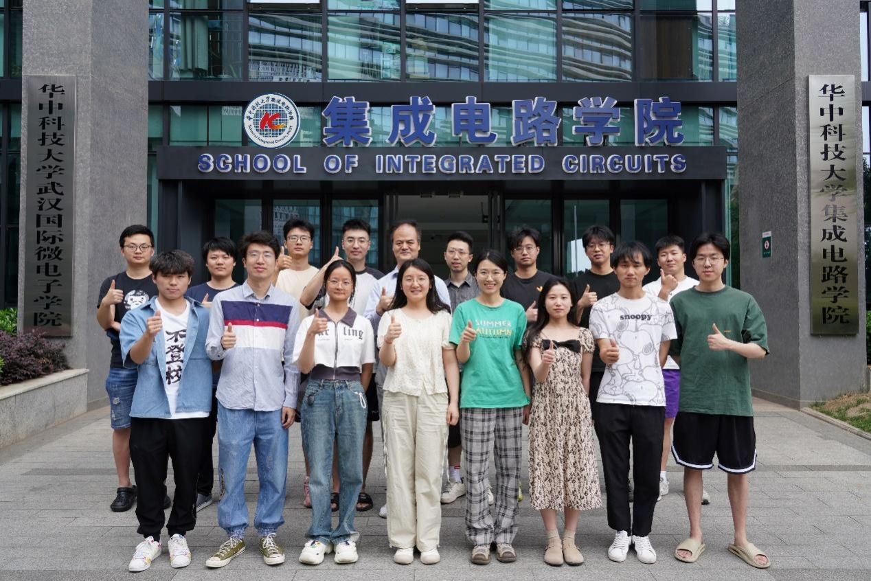 华中科技大学集成电路学院臧剑锋唐瀚川团队在超凝胶传感器领域取得新成果