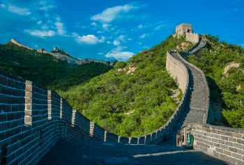 中国科大首次实现量子微纳卫星与可移动地面站间的实时星地量子密钥分发