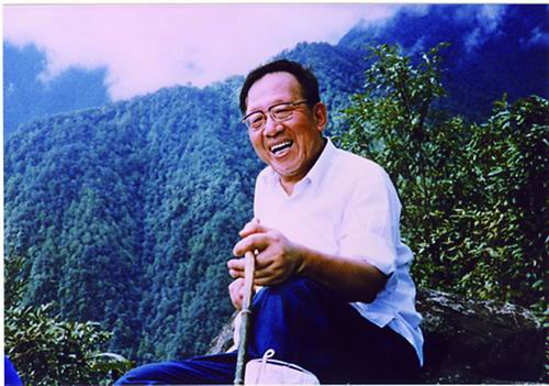 “承前启后”吴征镒