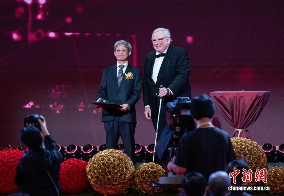 清华大学清华大学教授深谷贤治等四位科学家获颁2025年度邵逸夫奖