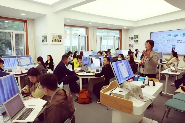 北京师范大学[论坛]2025年青少年科技创新教育论坛暨研修工作坊在京举办