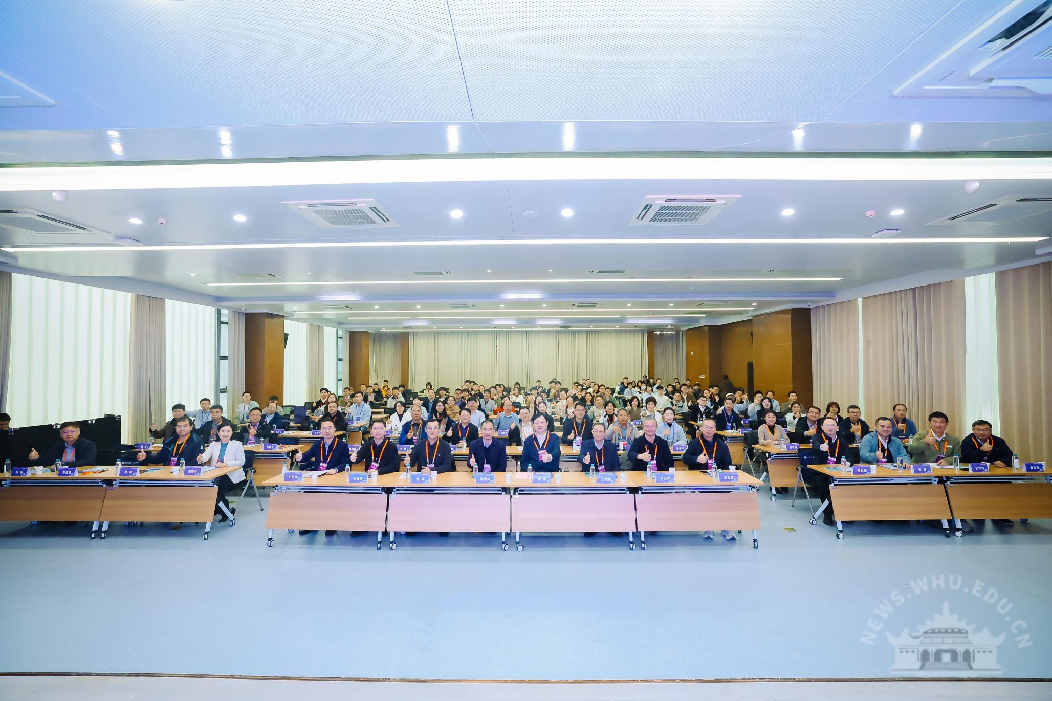 武汉大学承办2025年全国地球与行星科学研究生学术论坛