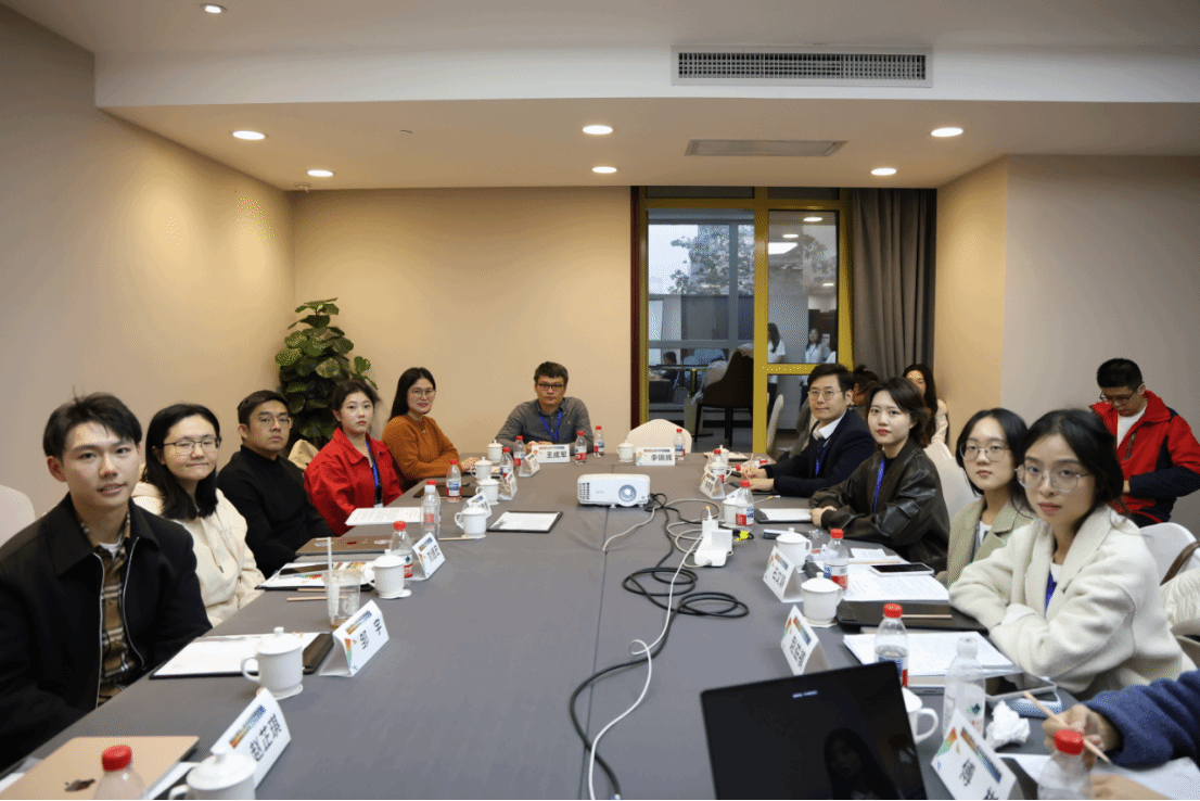 中央民族大学“智能计算与人机共生的传播新图景——2025年智能与计算传播学年会”在中央民族大学举行