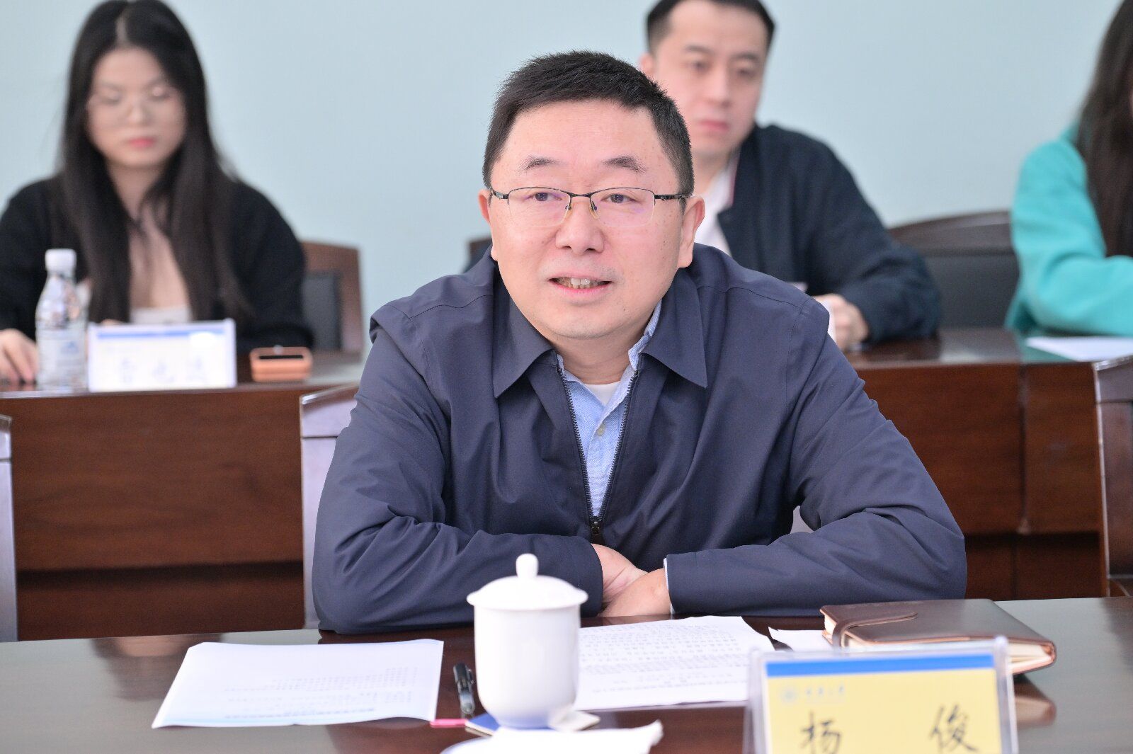 重庆大学召开学术期刊高质量发展座谈交流会