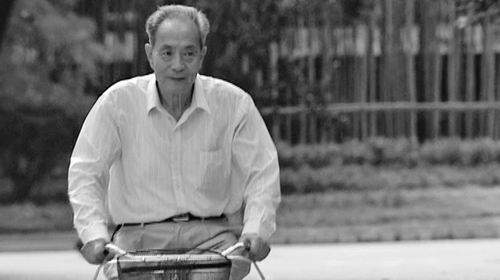 沈允钢：自行车上的科学梦