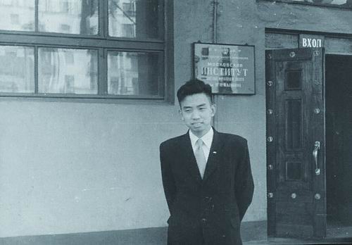 邹世昌:“卡脖子”之战不休,我辈仍需努力