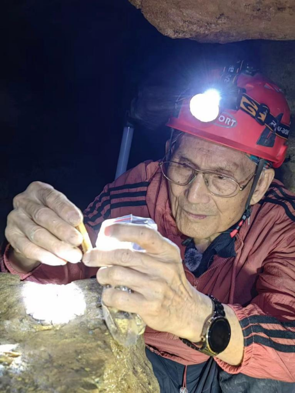 黄万波:研究古人类,“93岁,要当39岁来过”