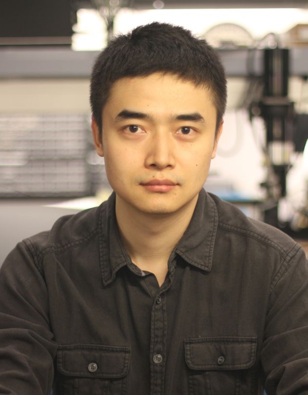 南京大学Nature发文：南京大学王雷、于葛亮团队发现“穿越纬度”的新量子物态——变维反常霍尔态