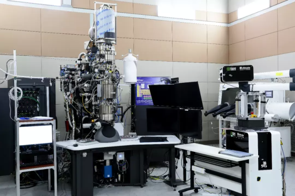 科研人员观测到金属-载体界面的体相氧溢流