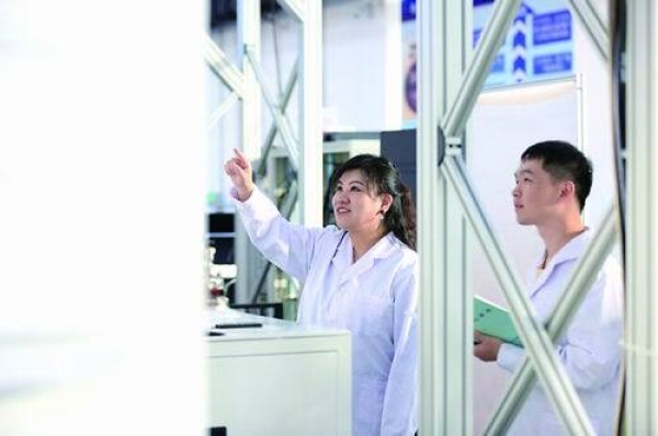 她在“极寒世界”里，捕捉量子计算的未来