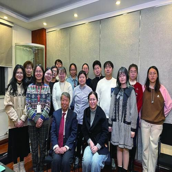“果蝇院士”郭爱克：千钧之重 轻轻为之