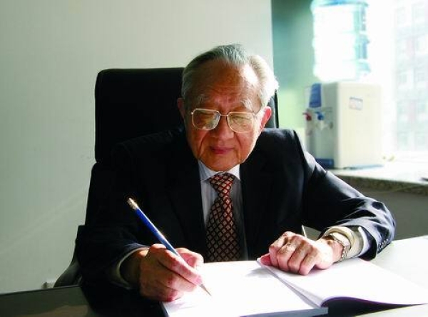 蒋锡夔:一生“爱美”的化学家